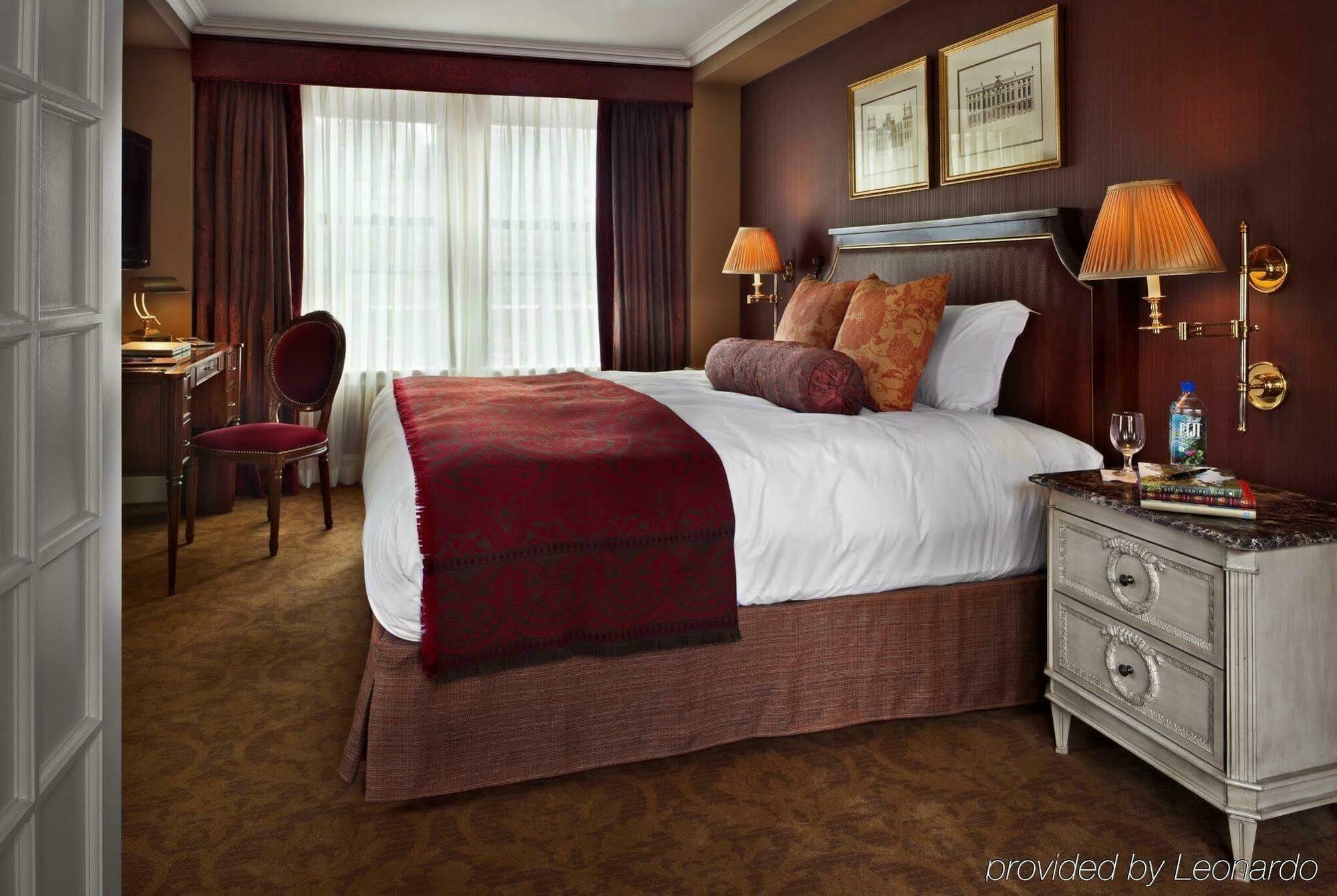 Hotel Plaza Athenee New York Exteriér fotografie
